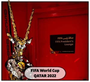 Qatar Oryx antilope mirror costume