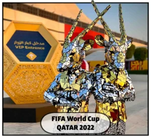 Qatar Oryx antilope mirror costume