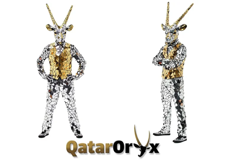 mirror Qatar oryx